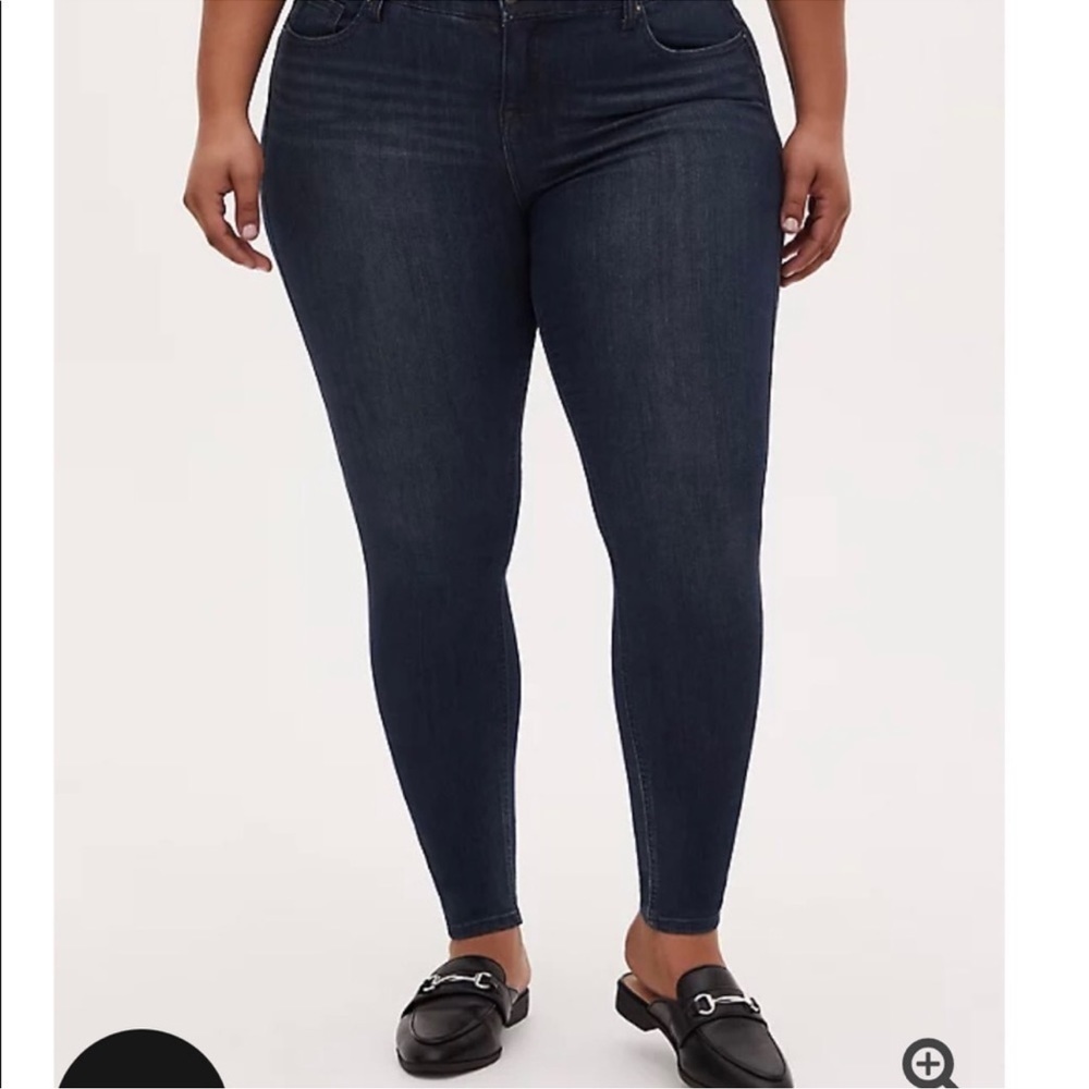 Torrid #FeelTheFit Bombshell Skinny Premium Stretch Jeans. Size 20T